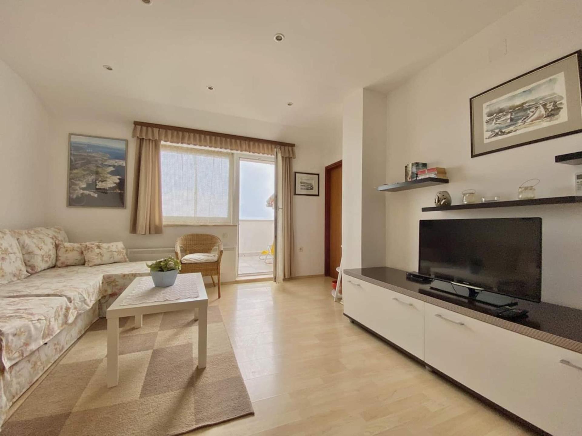 Family Apartments Viva Close To The Beach Крк Экстерьер фото