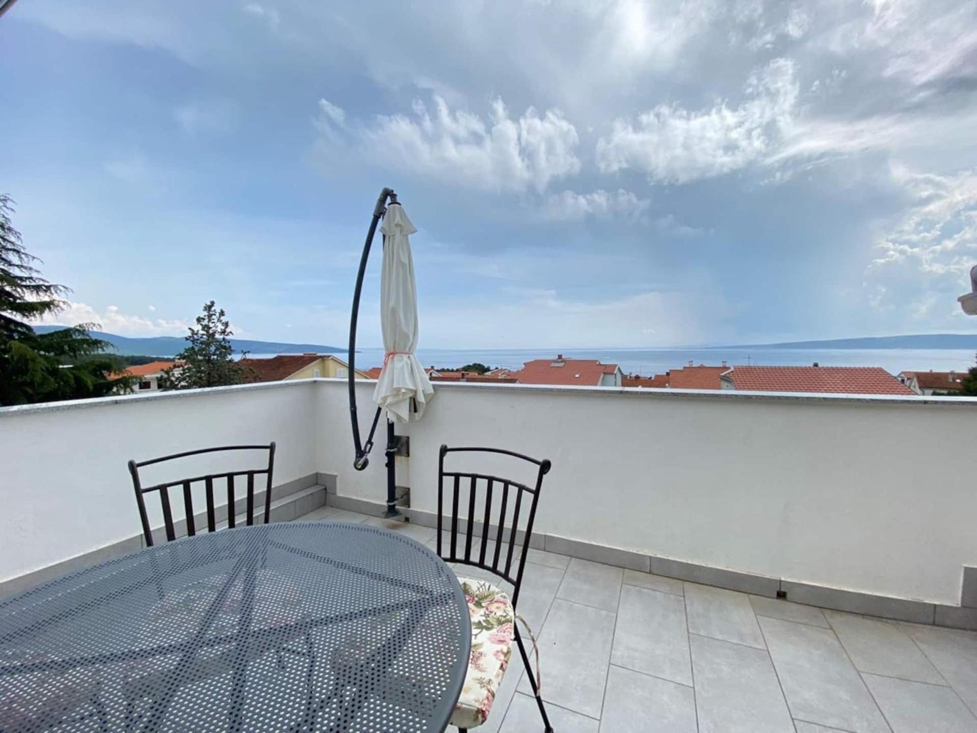 Family Apartments Viva Close To The Beach Крк Экстерьер фото