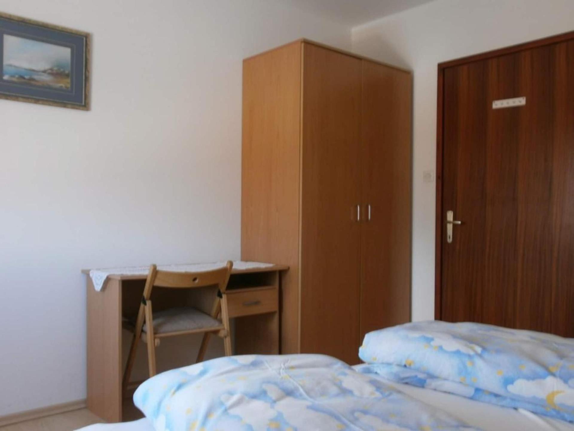 Family Apartments Viva Close To The Beach Крк Экстерьер фото